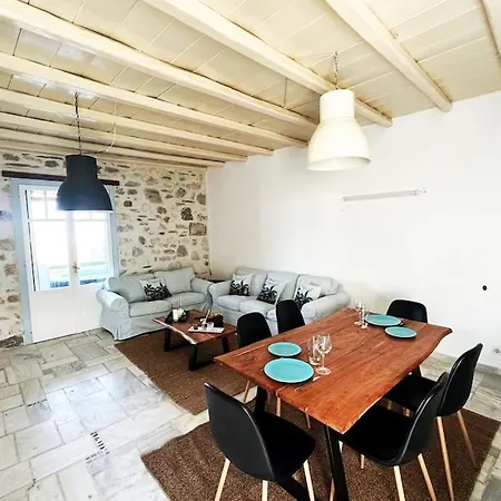 Eclipse Golden Beach * Parikia (Paros)